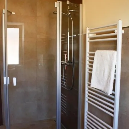 Sebastian 度假居 *